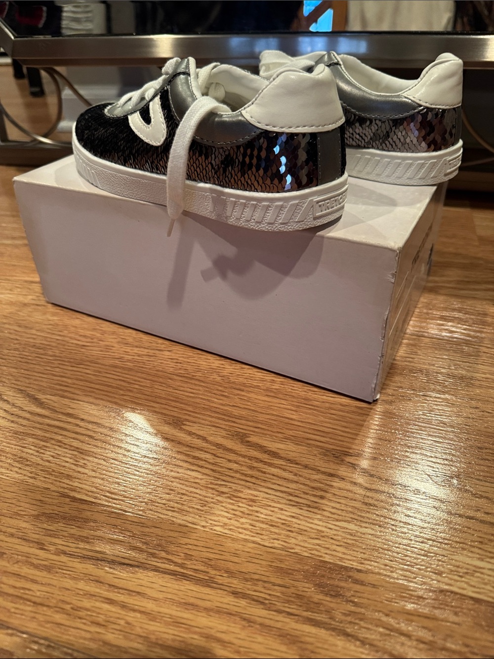 Tretorn Kids Sequin Lace-Up Sneakers in Black and White